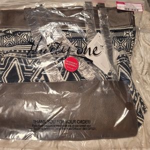 Thirty-One Rio Weave Reversible Tote